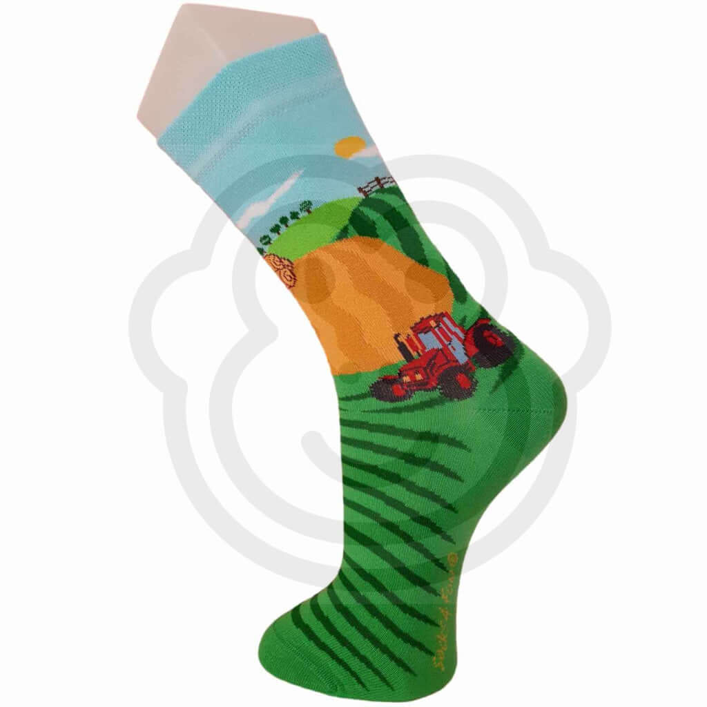 Chaussettes Agriculteur Et Tracteur Dans Le Pré - Lot De 2 Paires Tracteurs