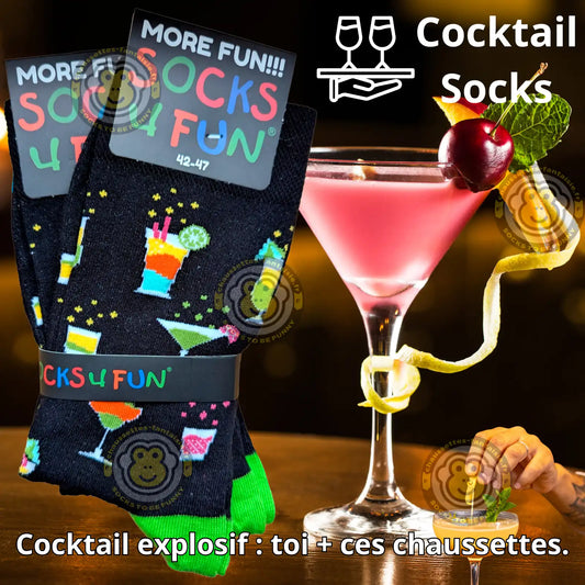 Chaussettes humoristiques avec un verrre à cocktail rose