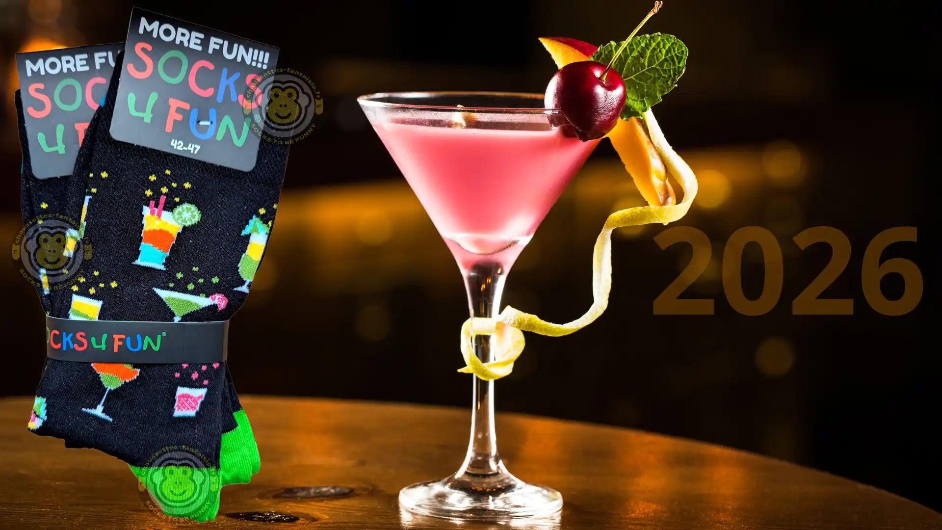 chaussettes avec des cocktails pour fêter la nouvelle année 2026